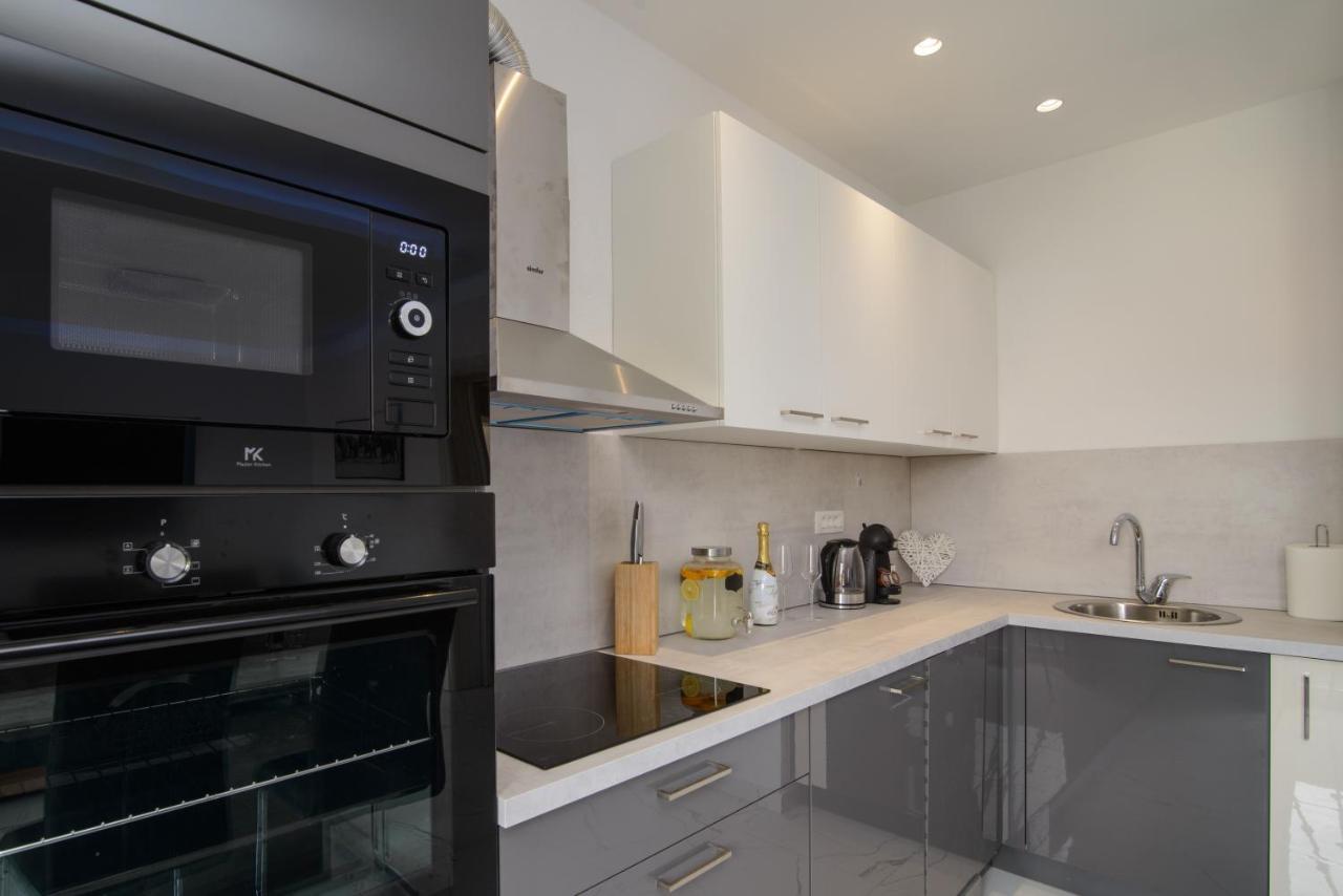 Apartments Pelja Trogir Zewnętrze zdjęcie
