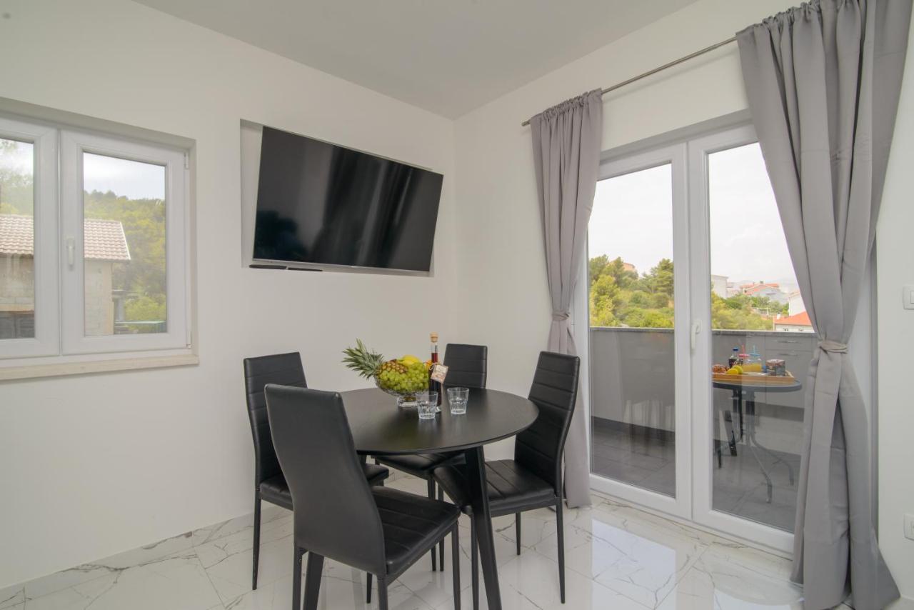 Apartments Pelja Trogir Zewnętrze zdjęcie