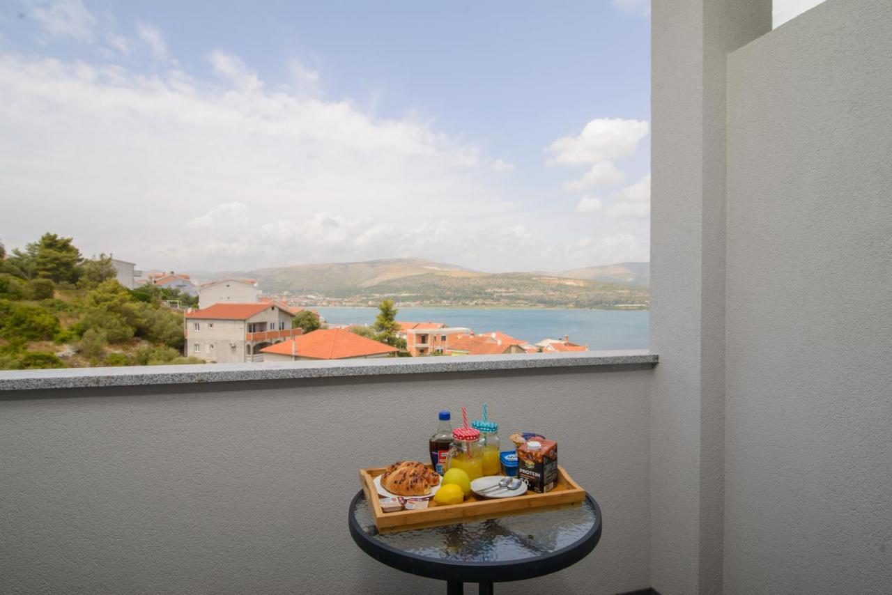 Apartments Pelja Trogir Zewnętrze zdjęcie
