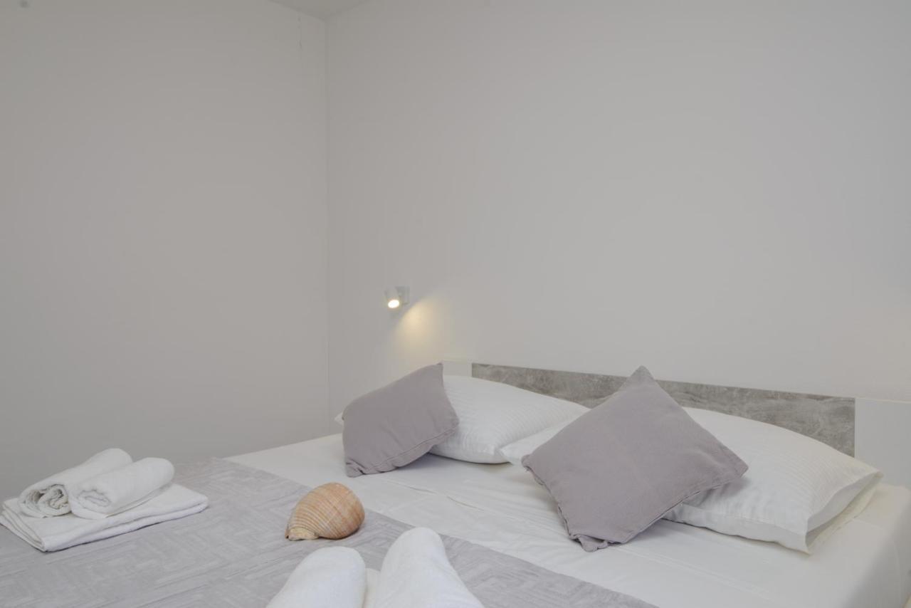 Apartments Pelja Trogir Zewnętrze zdjęcie